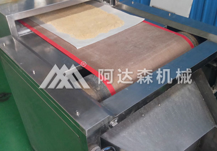 微波干燥機的特點優(yōu)勢：節(jié)能效率高、工藝先進